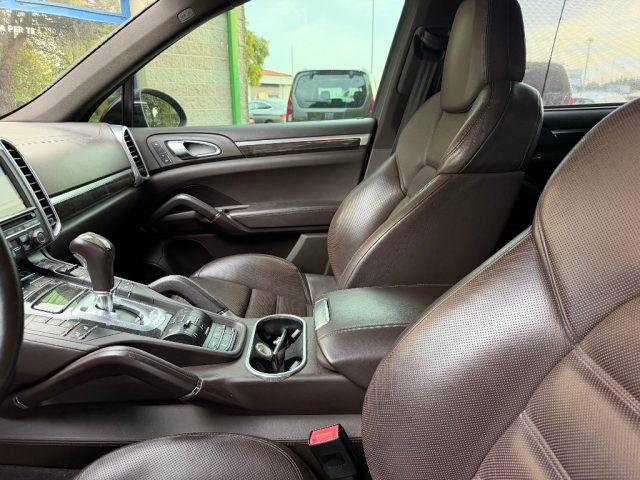 PORSCHE Cayenne 3.0 V6 TDI 245CV TIPTRONIC TETTO PANORAMICO