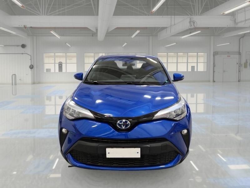TOYOTA C-HR 1.8H 98CV E-CVT Business