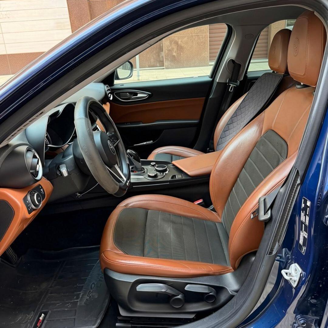 Alfa Romeo Giulia 2.2 TD - 180 CV