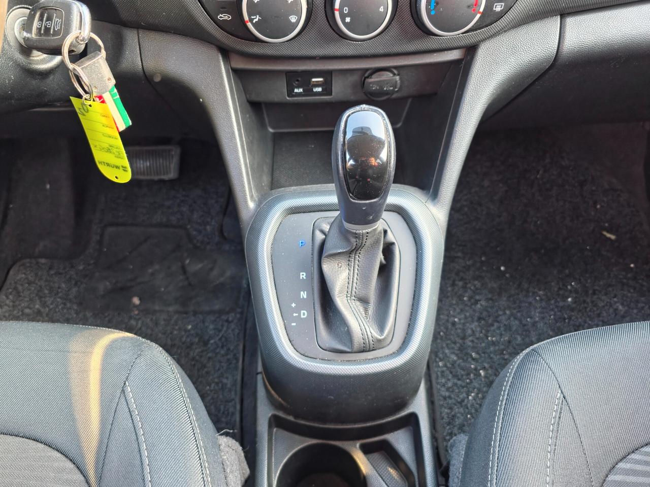 Hyundai i10 1.0 MPI Prime A/T 2019-E6 Automatico NEO