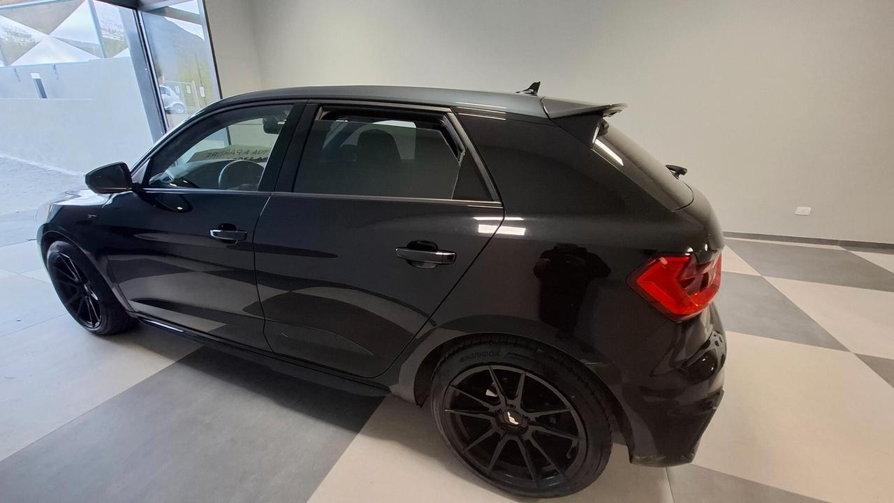 Audi A1 SPB 40 TFSI S tronic line edition