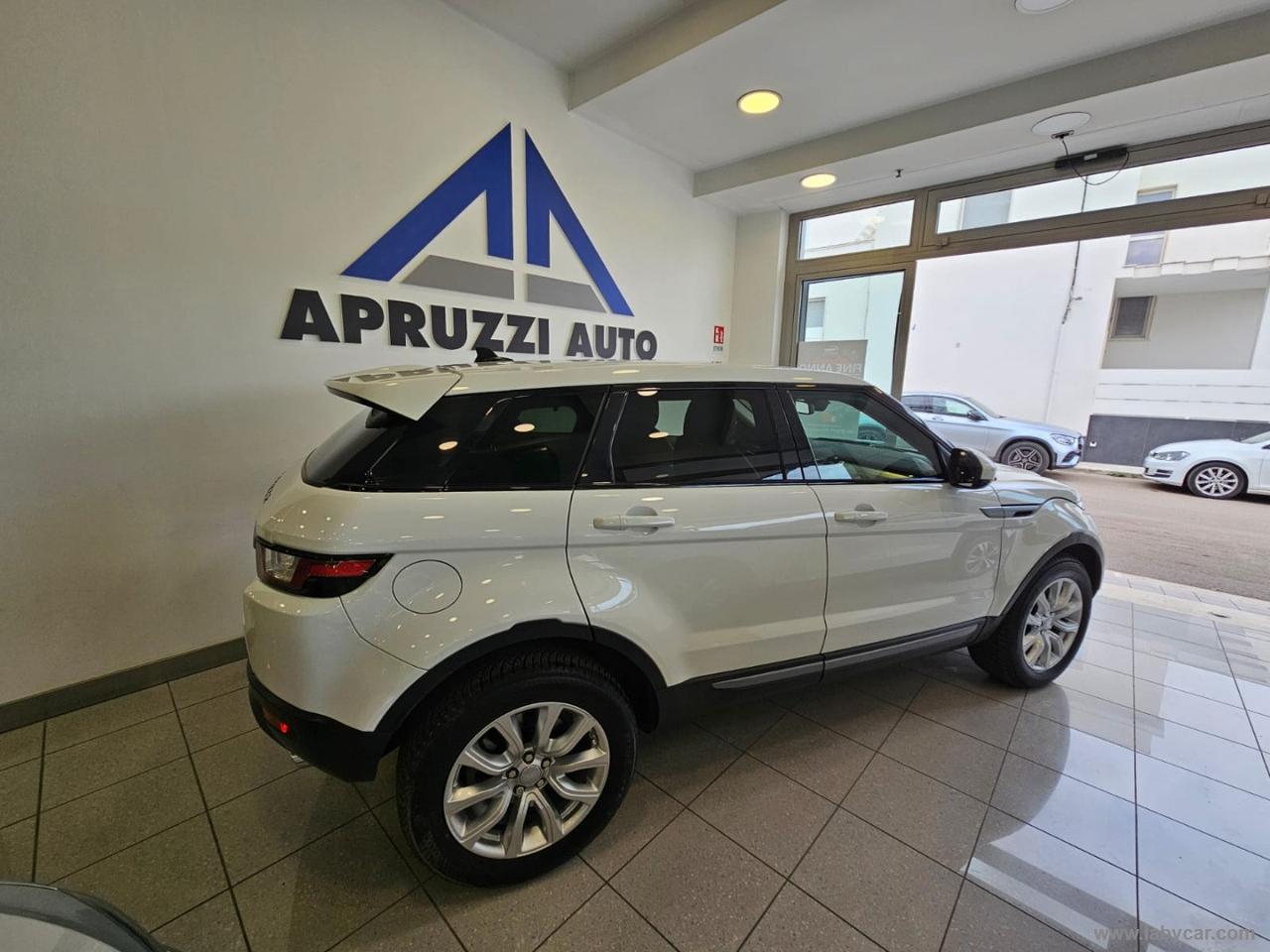 LAND ROVER RR Evoque 2.0 TD4 150 CV 5p. Bs Edition N1