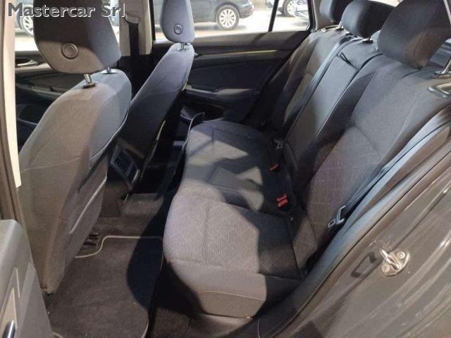 VOLKSWAGEN Golf Variant 2.0 tdi Life 115cv GH409ZW