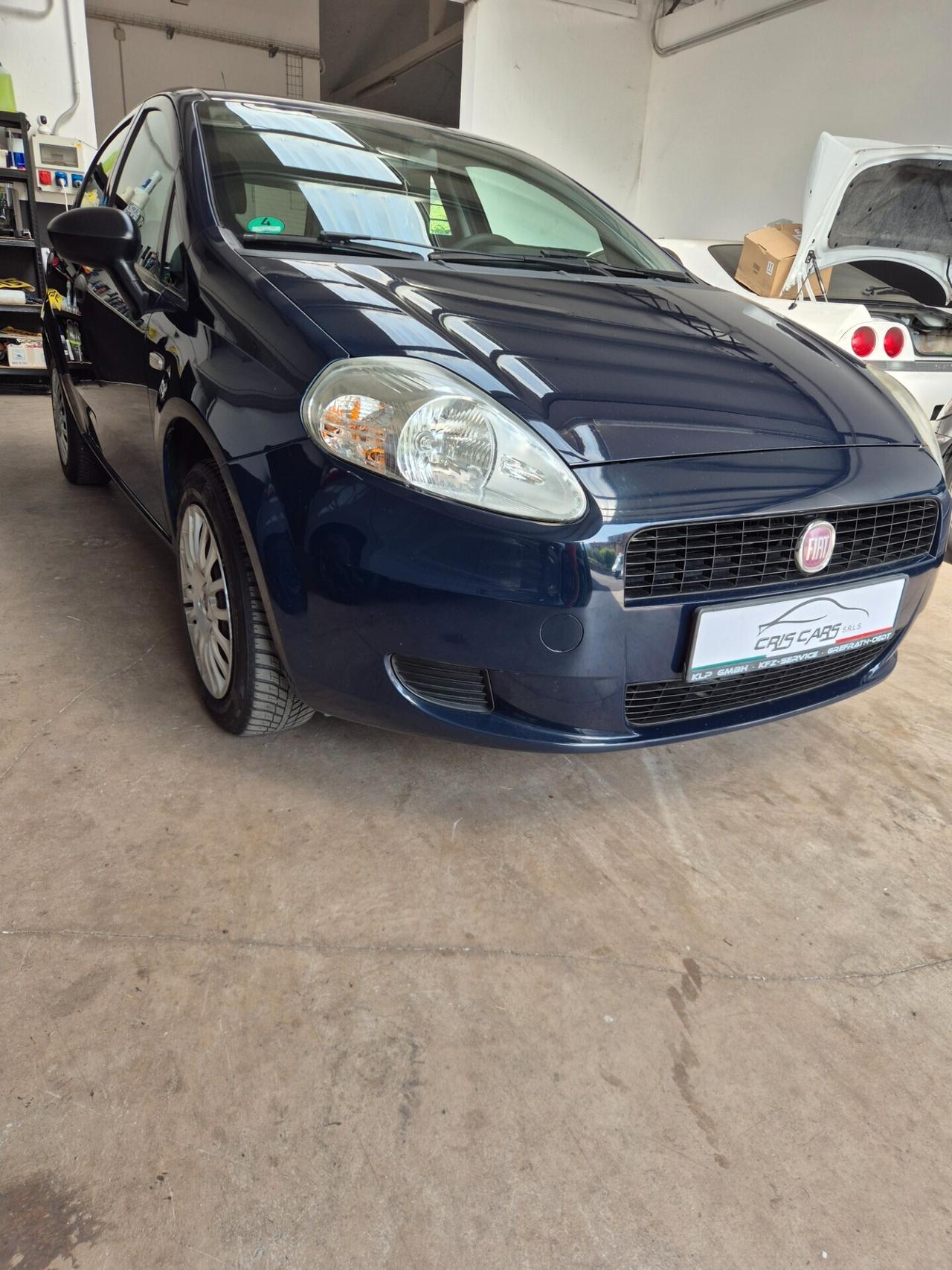 Fiat Punto 1.2 benzina euro 5 neo patentati