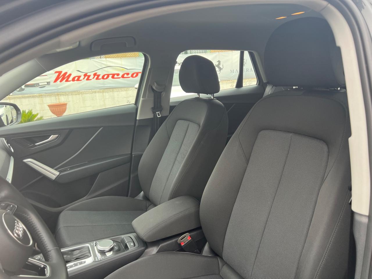 Audi Q2 40 TFSI quattro S tronic Business