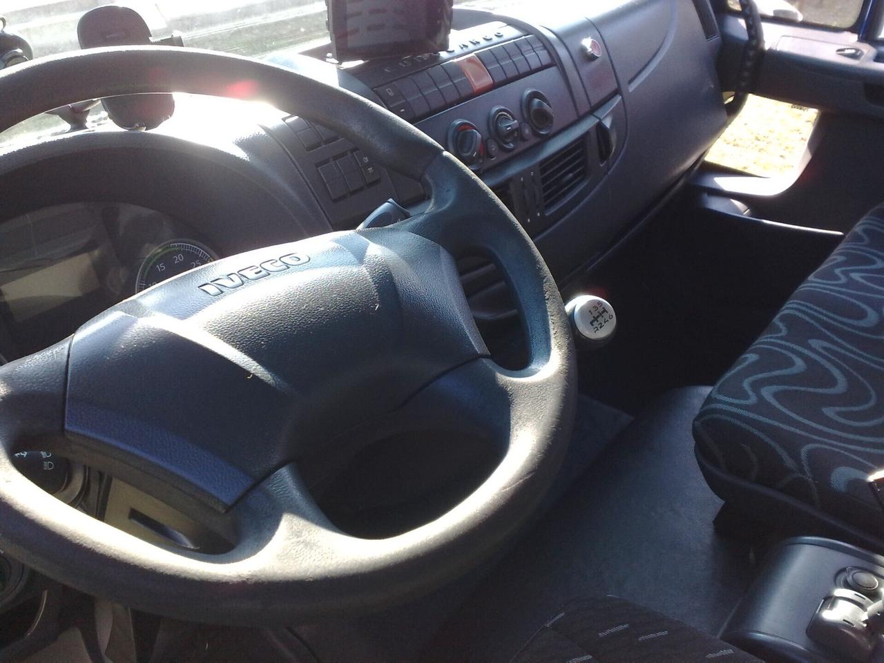 Iveco 120E22 CENTINATO CON SPONDA - 2012