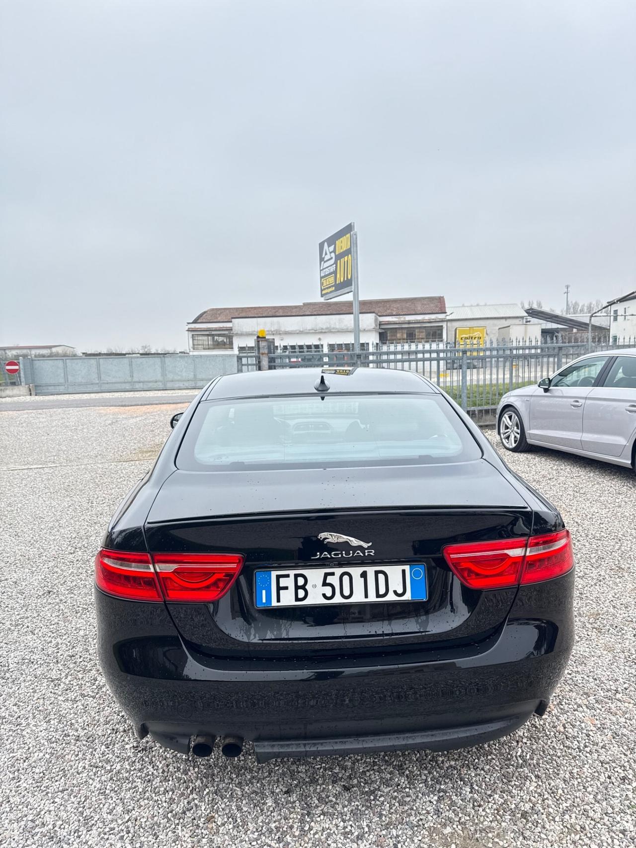 Jaguar XE 2.0 D E-Performance aut. R-Sport