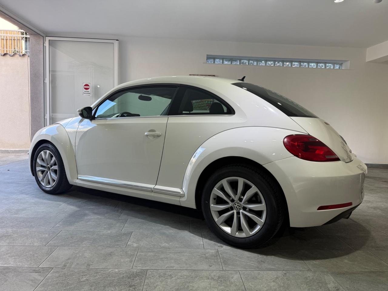 Volkswagen Maggiolino 1.6 TDI Design