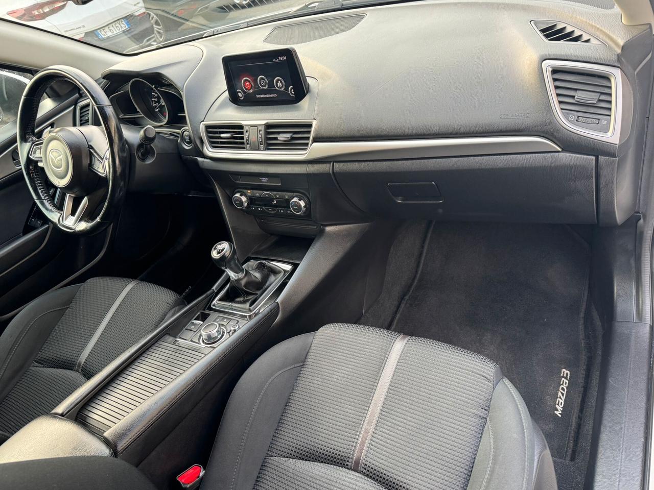 Mazda 3 2017 5p 1.5d Evolve 105cv