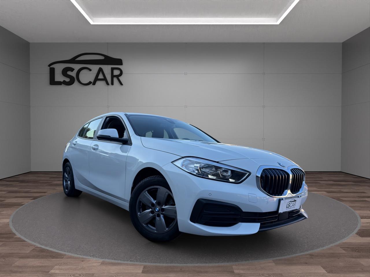 BMW Serie 1 116d - Automatica - Neopatentati - Condizioni pari nuovo - Promo finanziamento
