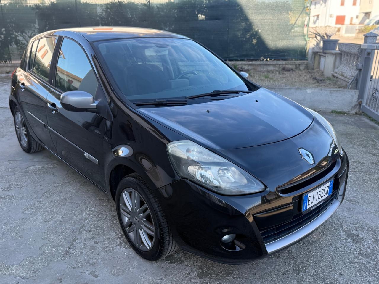 RENAULT CLIO 1.2 BENZINA FULL OPT 2011 UNICO PROP