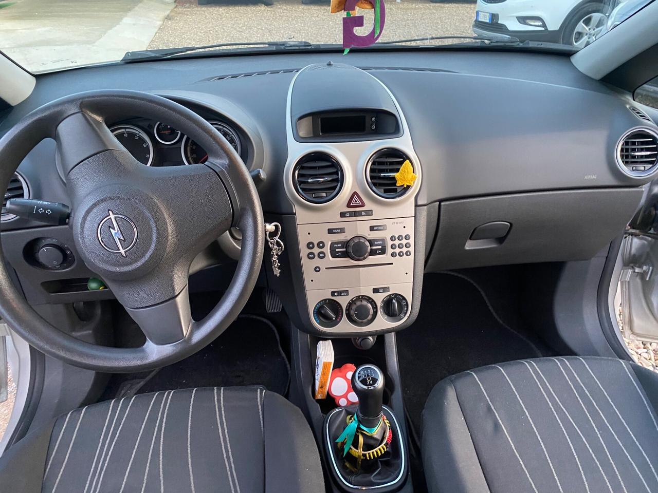 Opel Corsa 1.0 12V 3 porte Enjoy