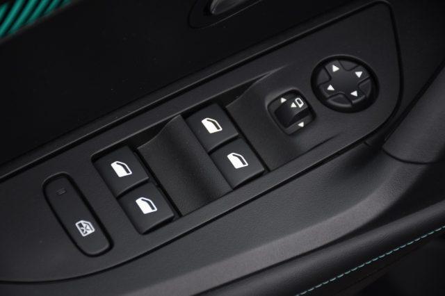 PEUGEOT 2008 BlueHDi 130 S&S EAT8 Allure