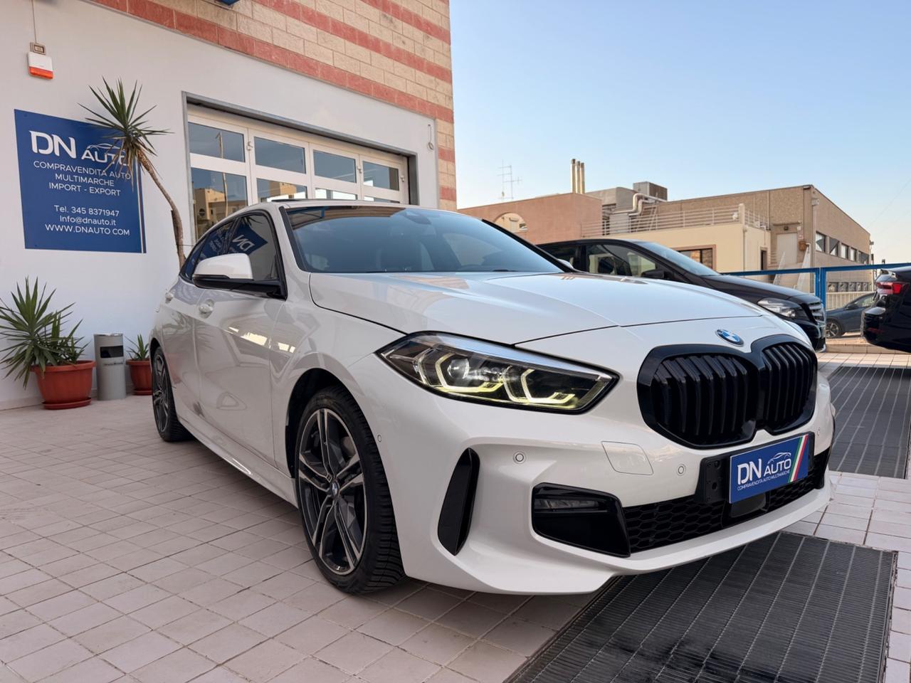 Bmw 118 118d 5p. Msport