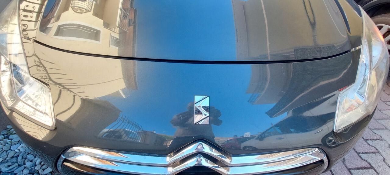 DS3 CONNECTED SPORT CHIC 1,6 DIESEL 75 CV NAVI LEGA SENSORI RETROCAMERA STRAFULL OPTIONAL