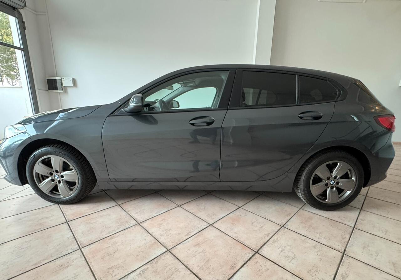 Bmw 116 116d 5p. Business Advantage - 2020