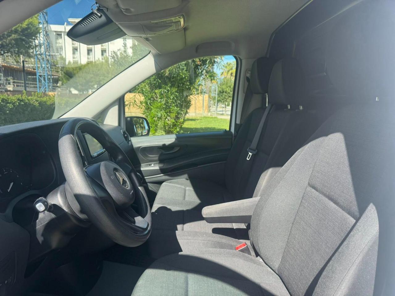 MERCEDES Vito 111 cdi compact E6