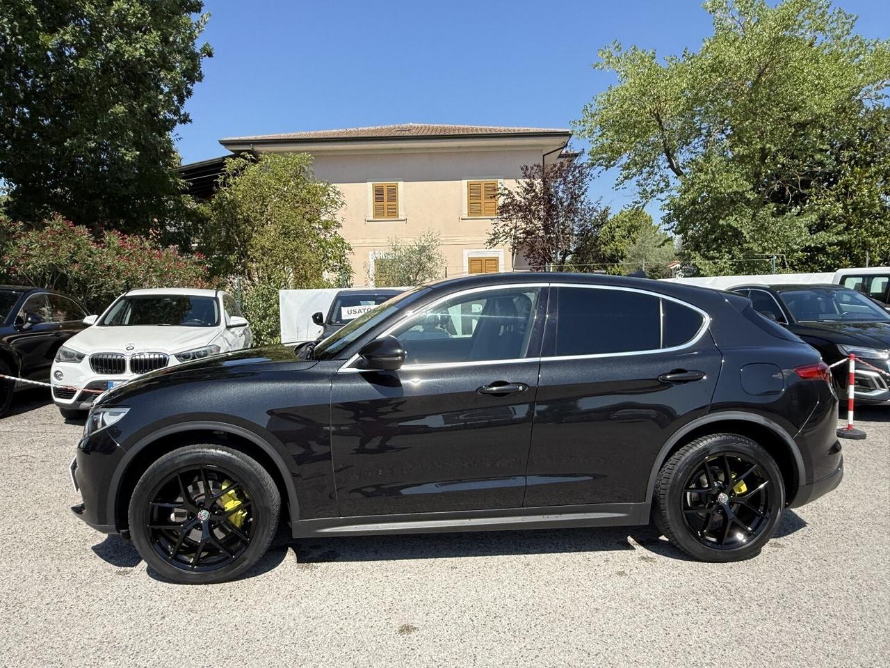 ALFA ROMEO STELVIO AT8 Q4 EXECUTIVE