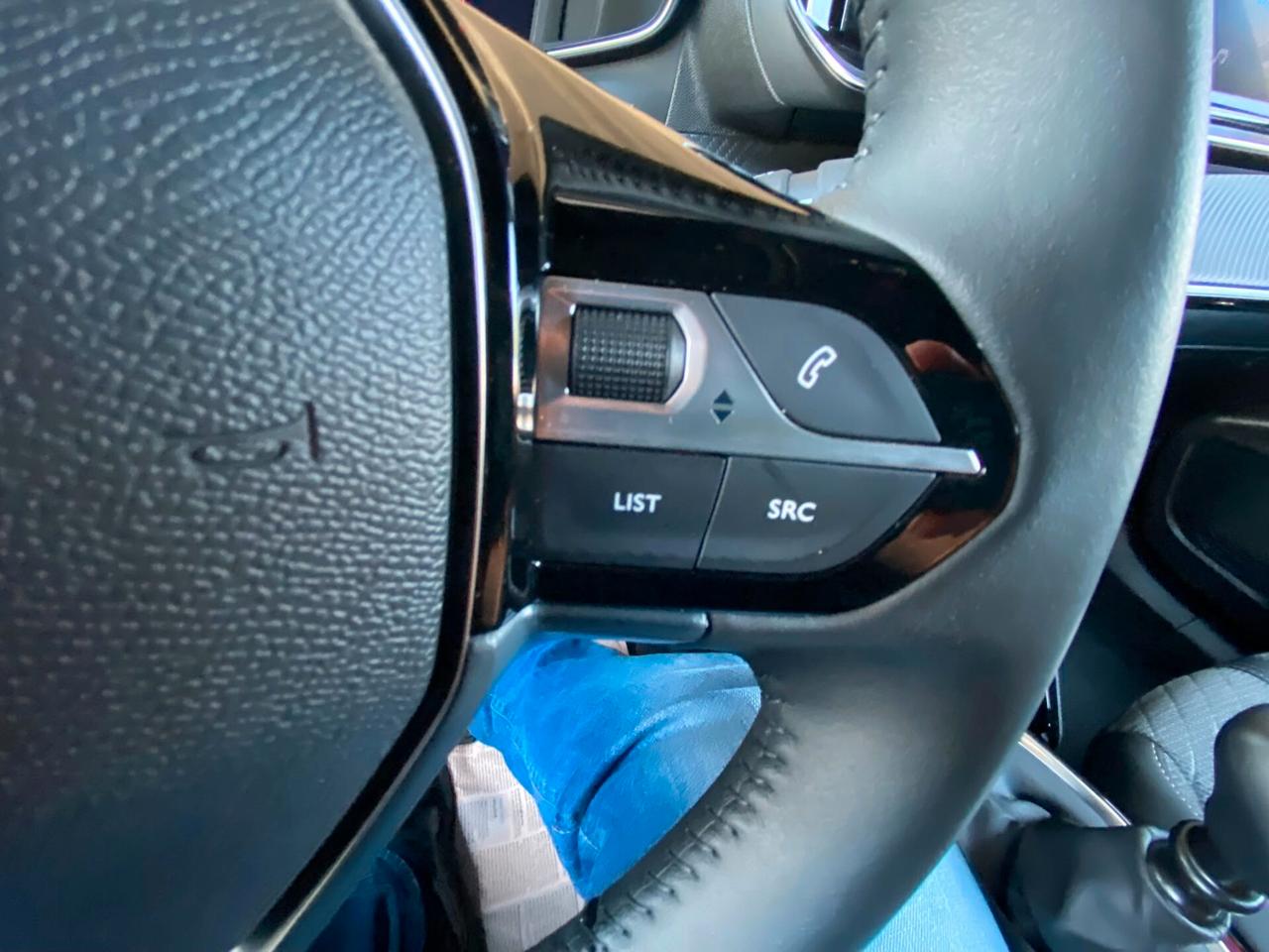 Peugeot 2008 PureTech 100 S&S Allure
