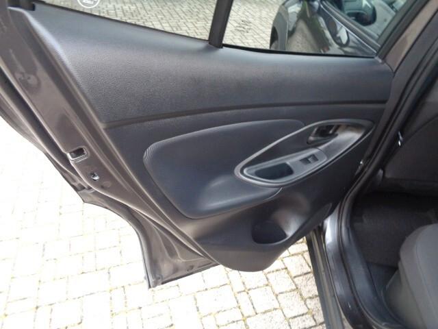 Toyota Yaris Cross 1.5 Hybrid 5p. E-CVT Trend SOLO 19.000 KM