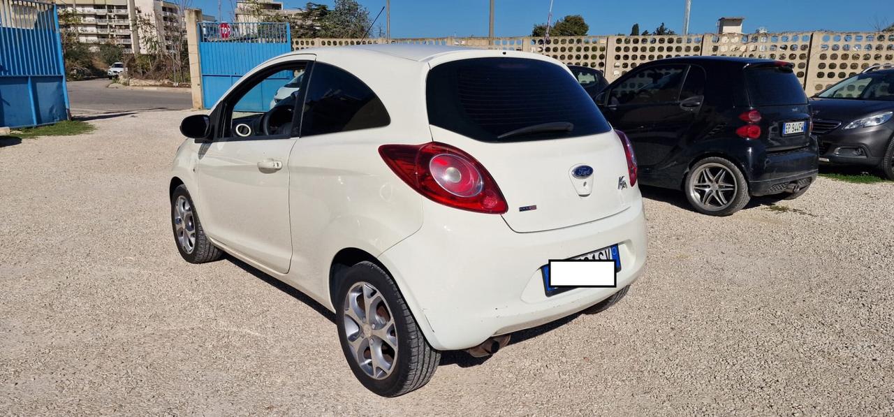 Ford Ka 1.3 TDCi 75CV Titanium 2011