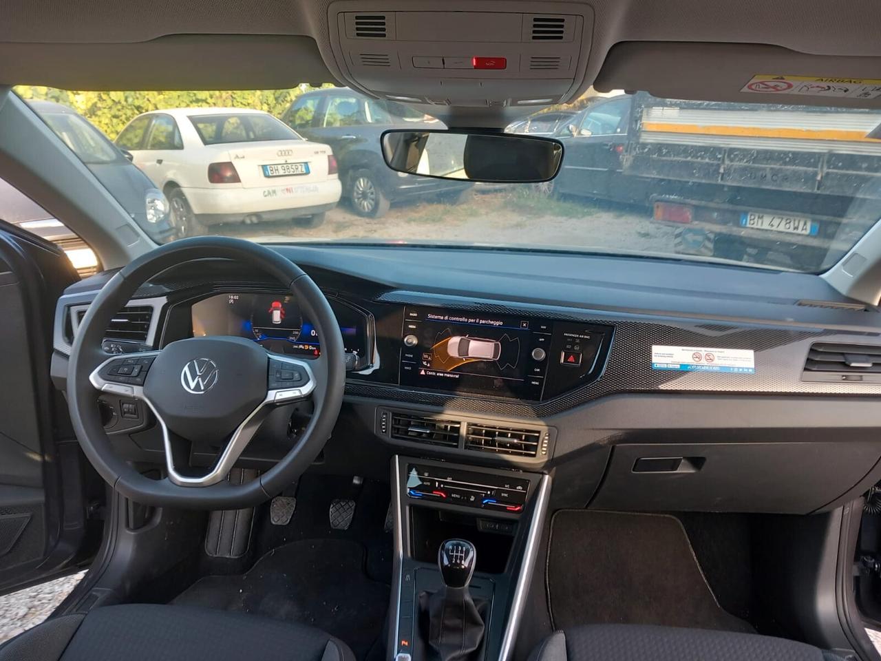 Volkswagen Taigo ANNO 2024 SINISTRADA