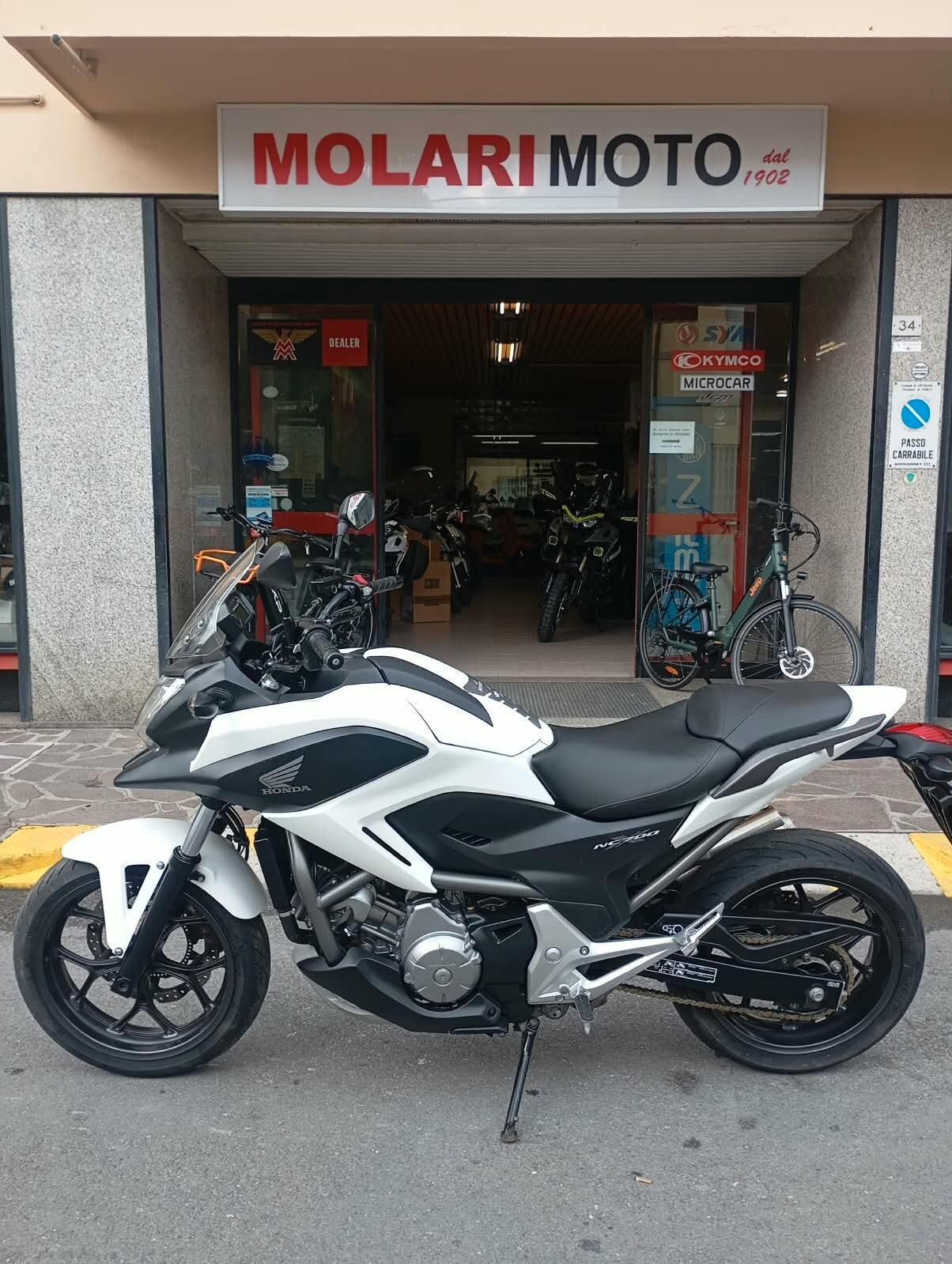 Honda NC 700 Bianca