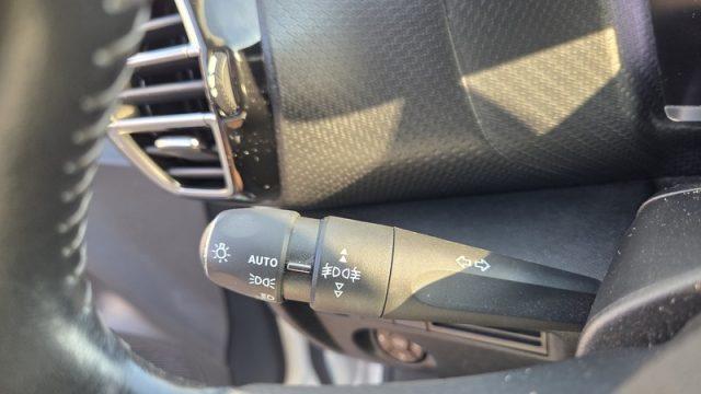 CITROEN C4 PureTech 130 S&S Feel Pack PERMUTE UNICOPROPR.