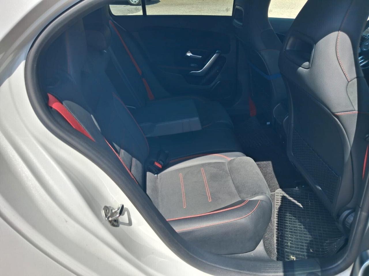 Mercedes-benz A 35 AMG 4 MATIC