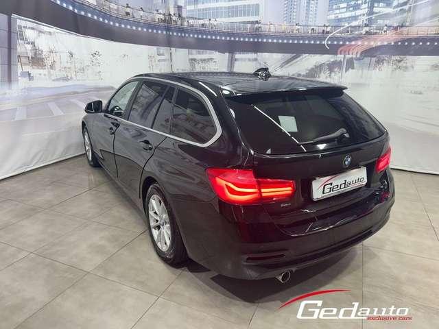 BMW 316 d Touring Luxury AUT. NAVI FULL-LED