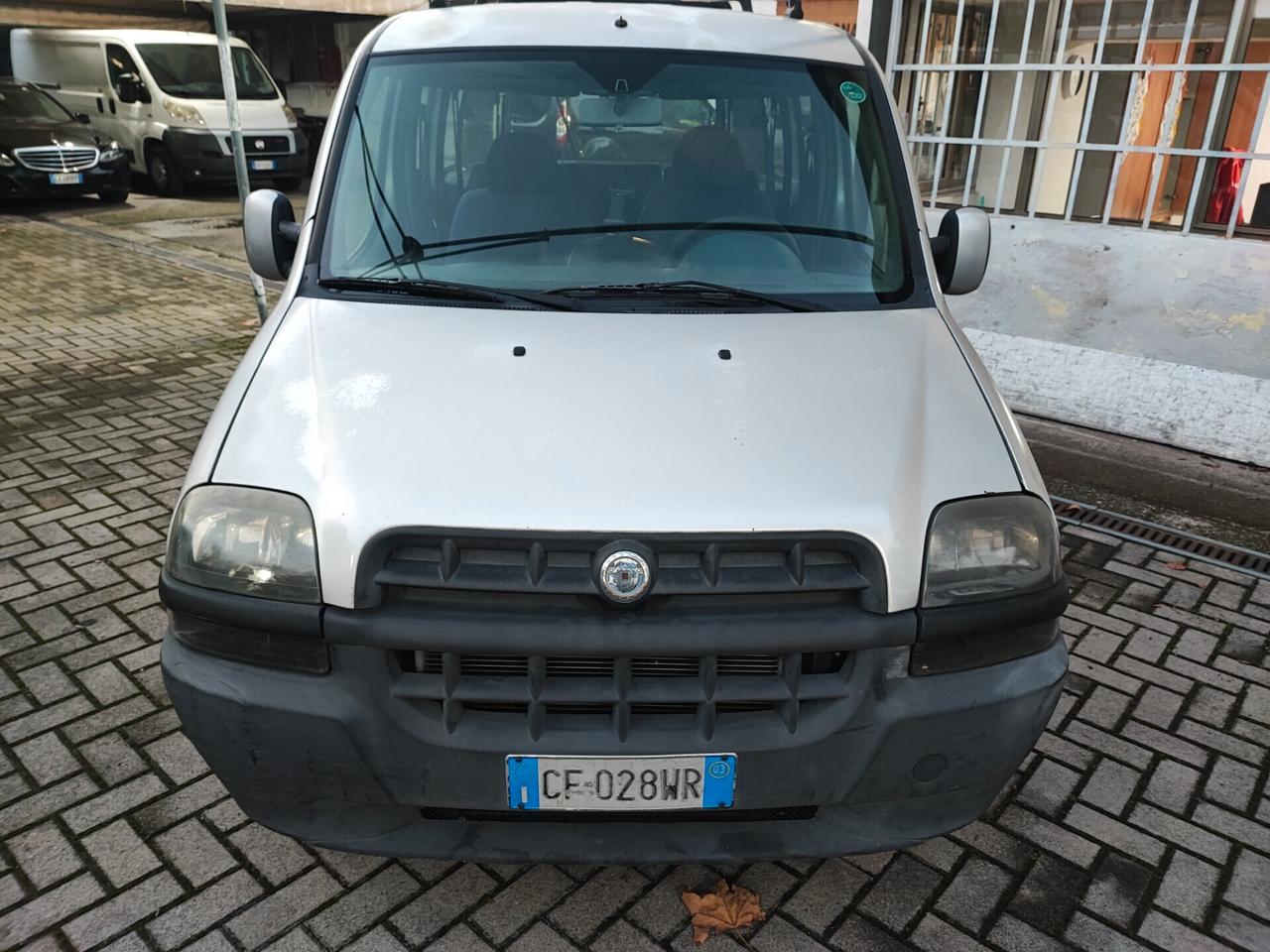 Fiat Doblo 1.9 JTD 5 posti