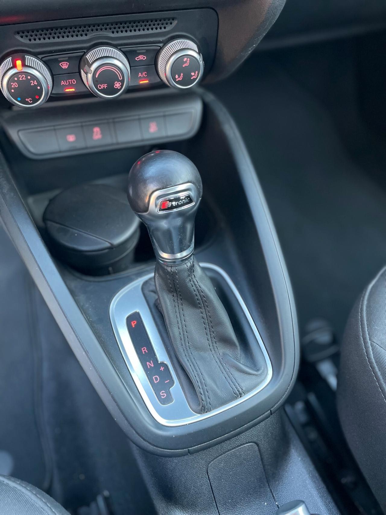 AUDI A1 SPB 1.6 TDI S tronic S LINE EDITION