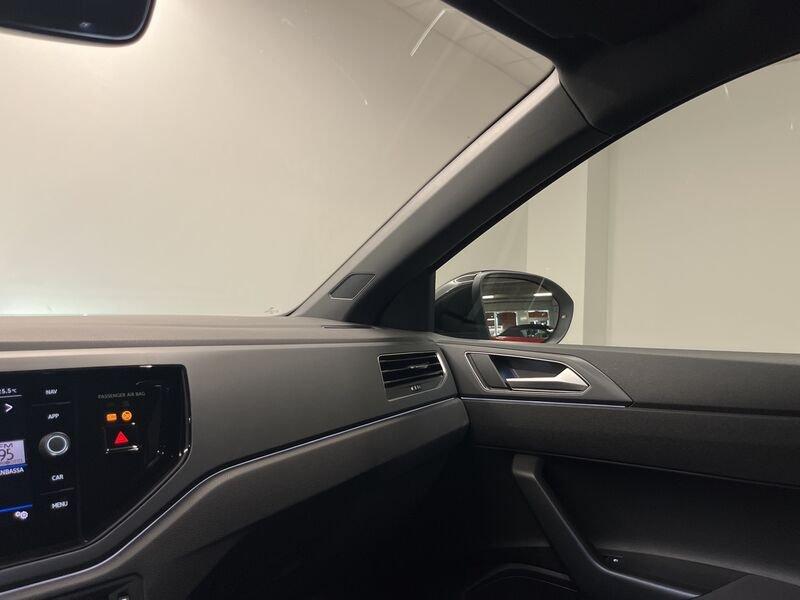 Volkswagen Taigo R-Line 1.0 TSI 81 kW (110 CV) Manuale
