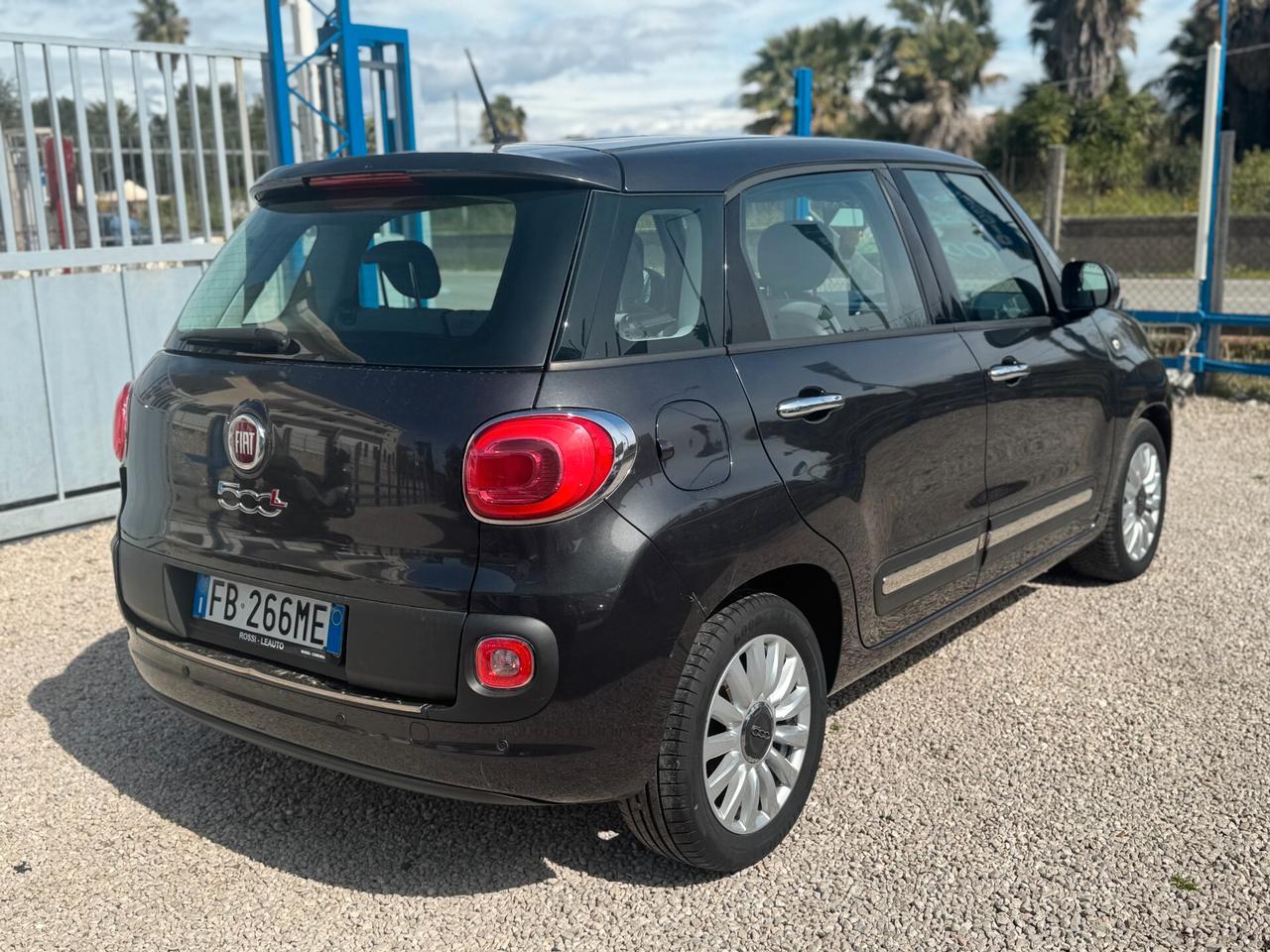 Fiat 500L 1.3 Multijet 95 CV Lounge km 89000 certificati nord italia 12/2015