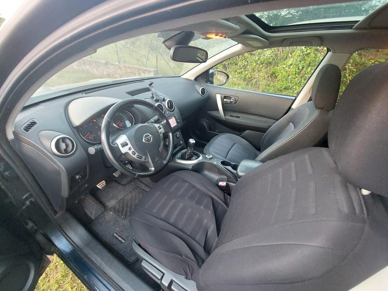 Nissan Qashqai Qashqai+2 2.0 dCi DPF Tekna