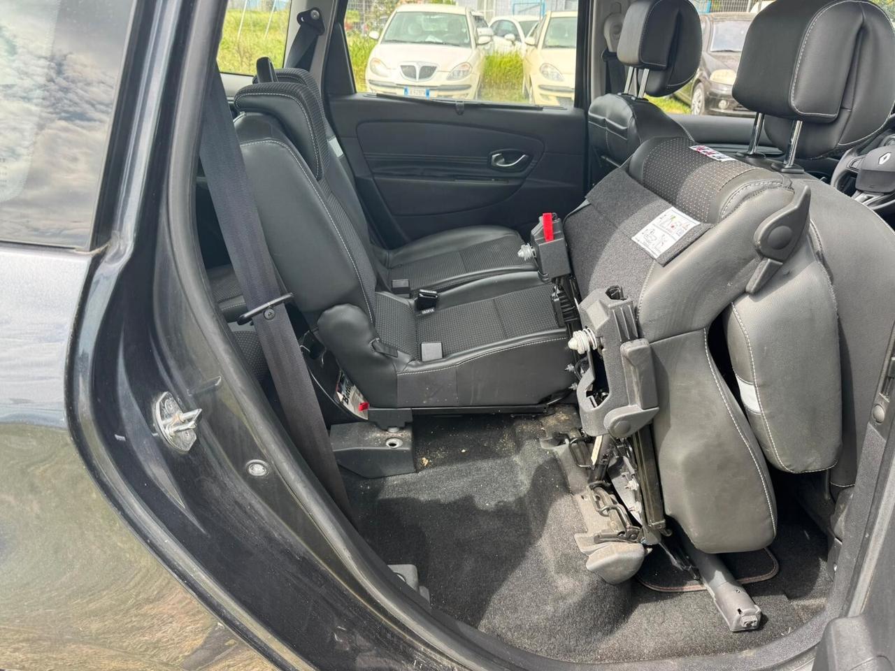 Renault Scenic 1.5 dCi 7 posti SOLO 98.000 KM