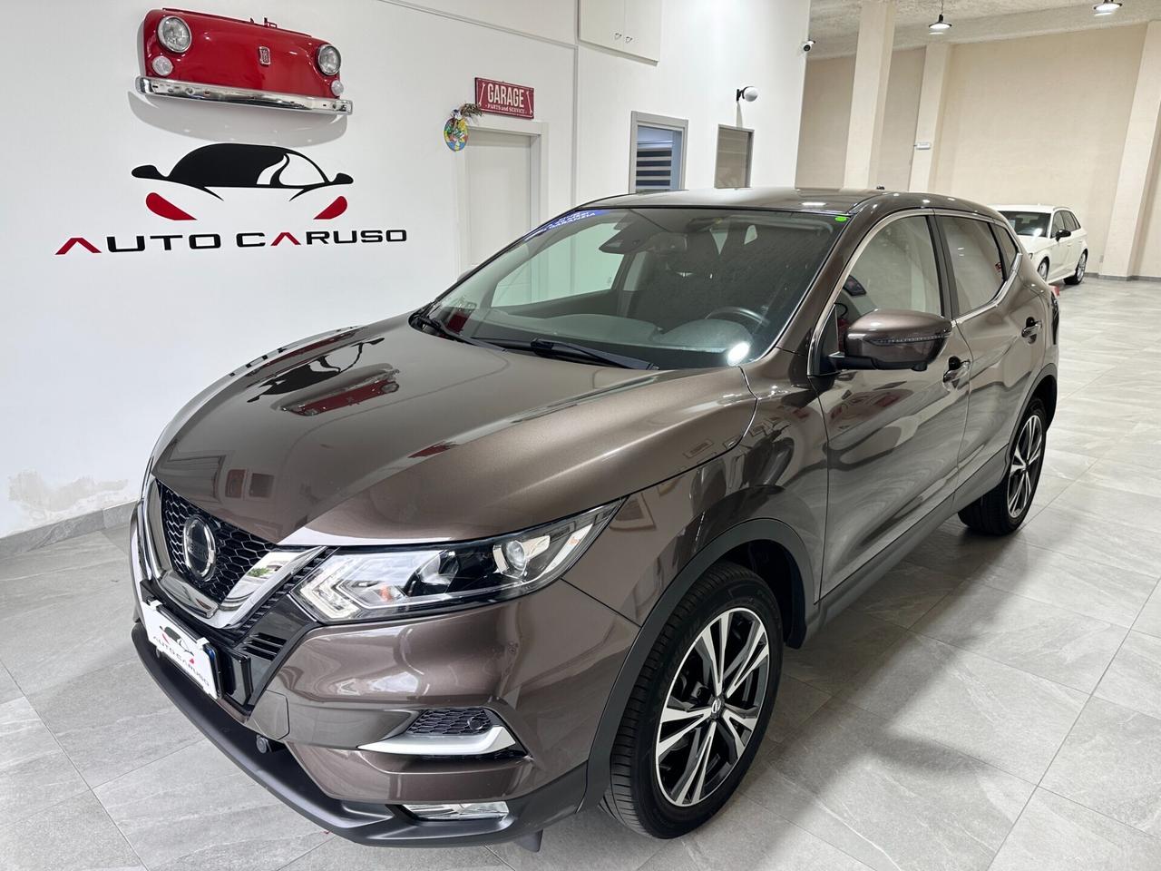 Nissan Qashqai 1.5 dCi Tekna FULL - NAVI - CAMERA