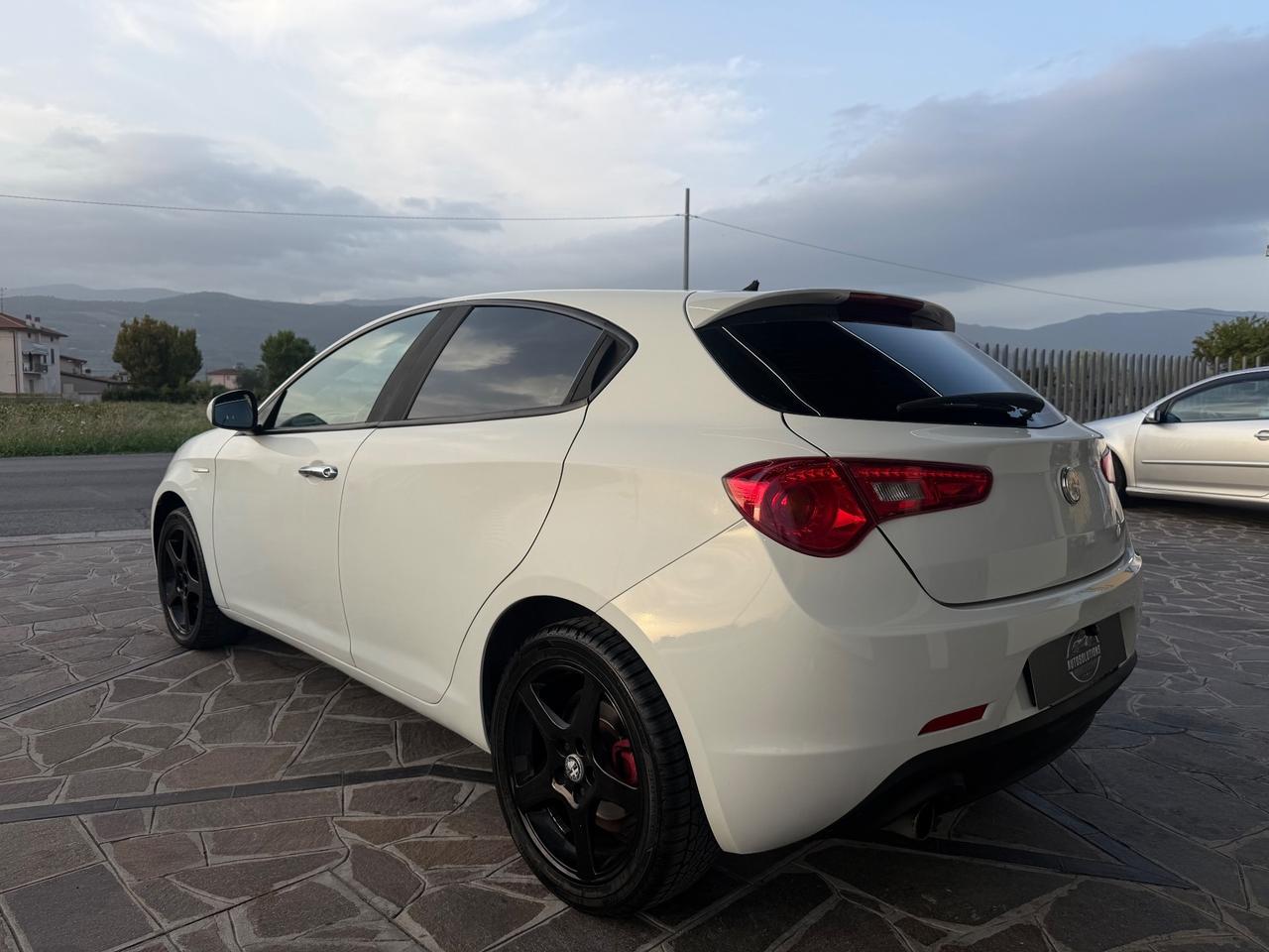 Alfa Romeo Giulietta 1.4 Turbo 105cv MultiAir okneopatentati