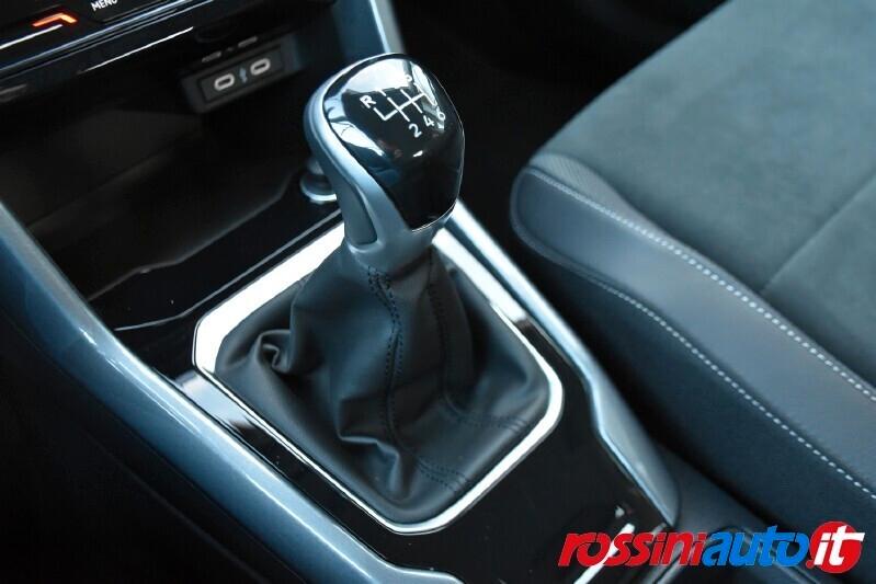 VOLKSWAGEN T-ROC 1.0 TSI 110 CV STYLE + R17 BI-COLOR