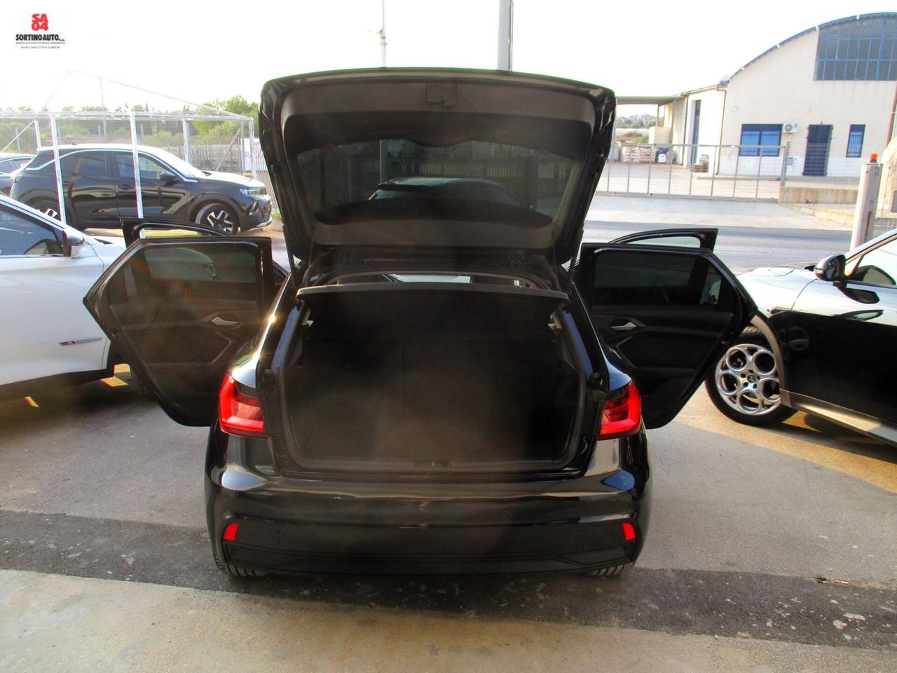 Audi A1 SPB 25 TFSI S tronic Identity Black95cv 4/2023 KM30000 FULL
