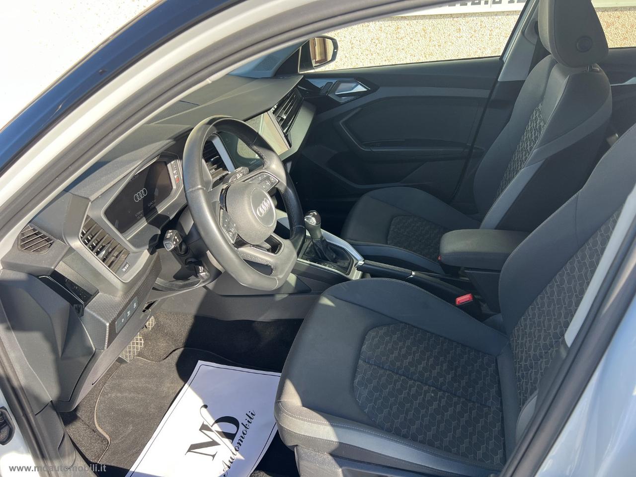 AUDI A1 SPB 30 TFSI S tronic S line edition IDENTITY BLACK