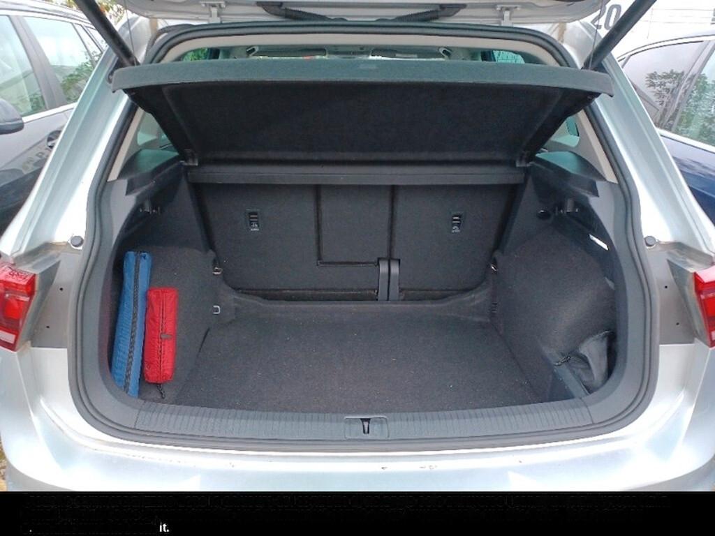 VOLKSWAGEN TIGUAN 2.0 TDI 150CV DSG SCR LIFE ( FARI LED - TETTO PANORAMICO APR. - CLIMA TRIZONA - ADAPTIVE CRUISE - NAVI - APP CONNECT - PARK ASSIST )