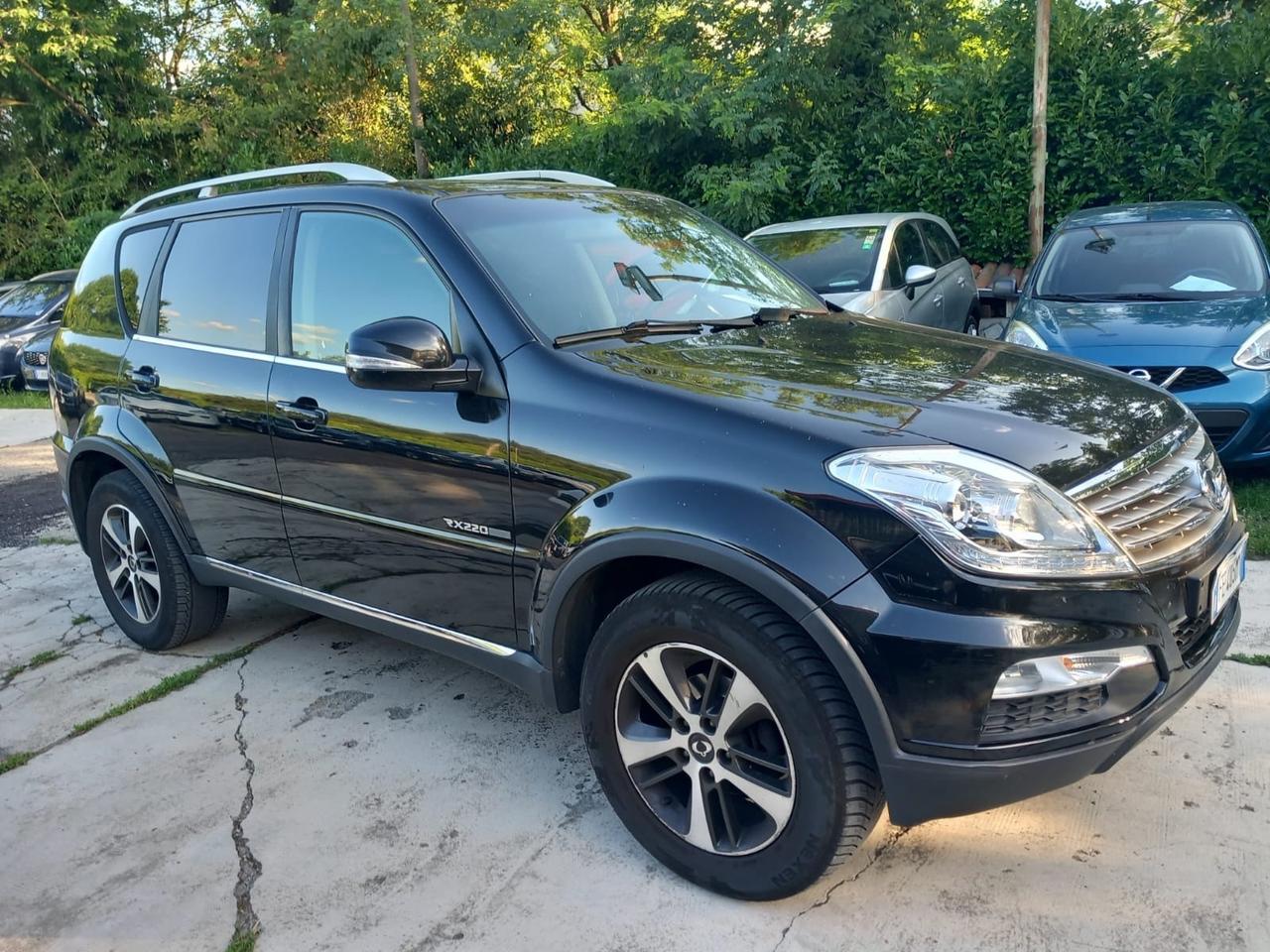 Ssangyong Rexton W 2.2 Diesel 4WD M/T Plus