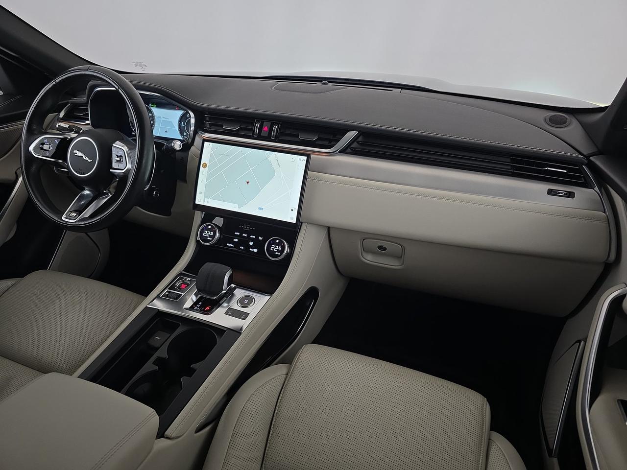 Jaguar F-Pace 2.0d i4 mhev r-dynamic s awd 204cv auto