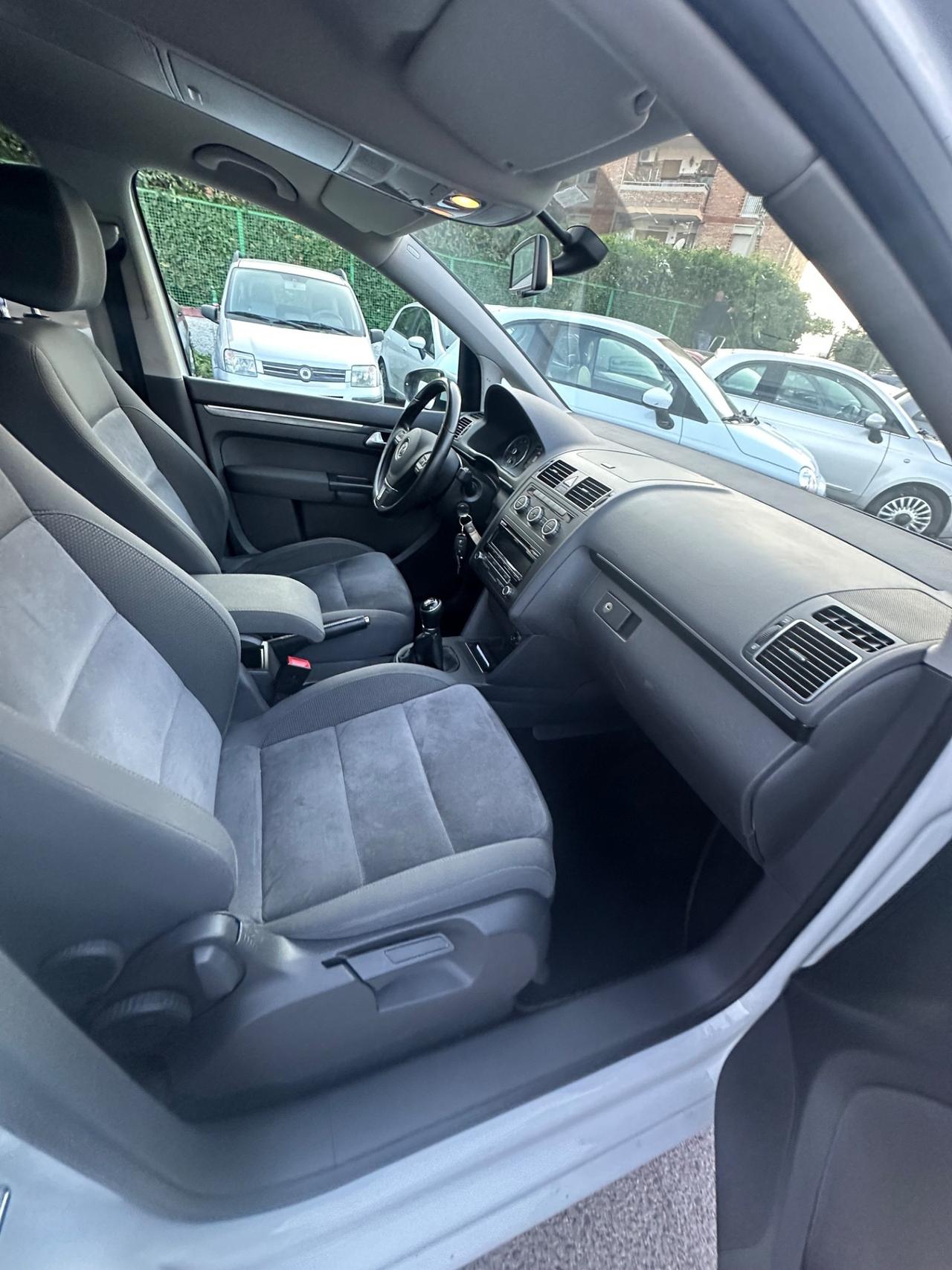 Volkswagen Touran 1.4 TSI Highline EcoFuel