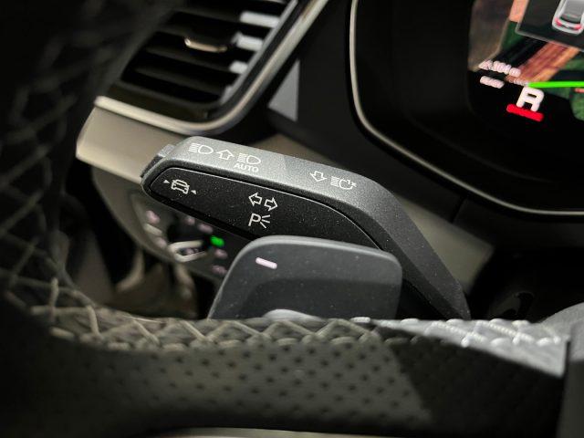 AUDI Q5 SPB Sportback 40TDI quattro S line Identity Black