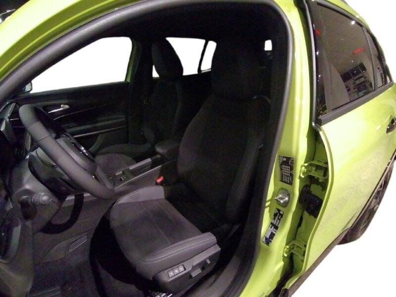 FIAT 600 1.2 Hybrid 145cv Sport Ed Mil Cort 26