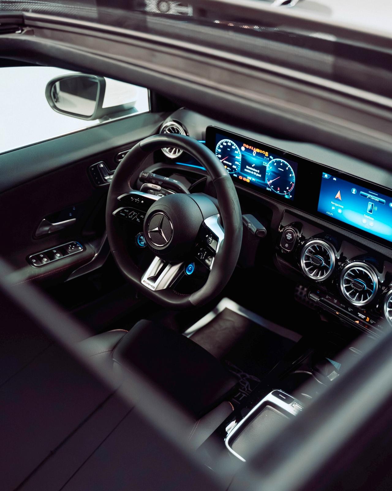 Mercedes-benz A 45 AMG A 45S AMG 4Matic AMG Line Premium Plus