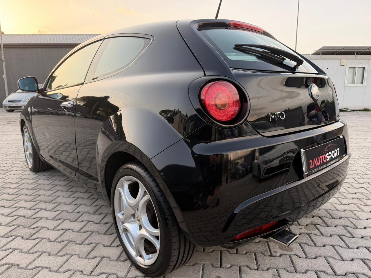 Alfa Romeo MiTo 1.4 78 CV Distinctive Sport *KM REALIA*