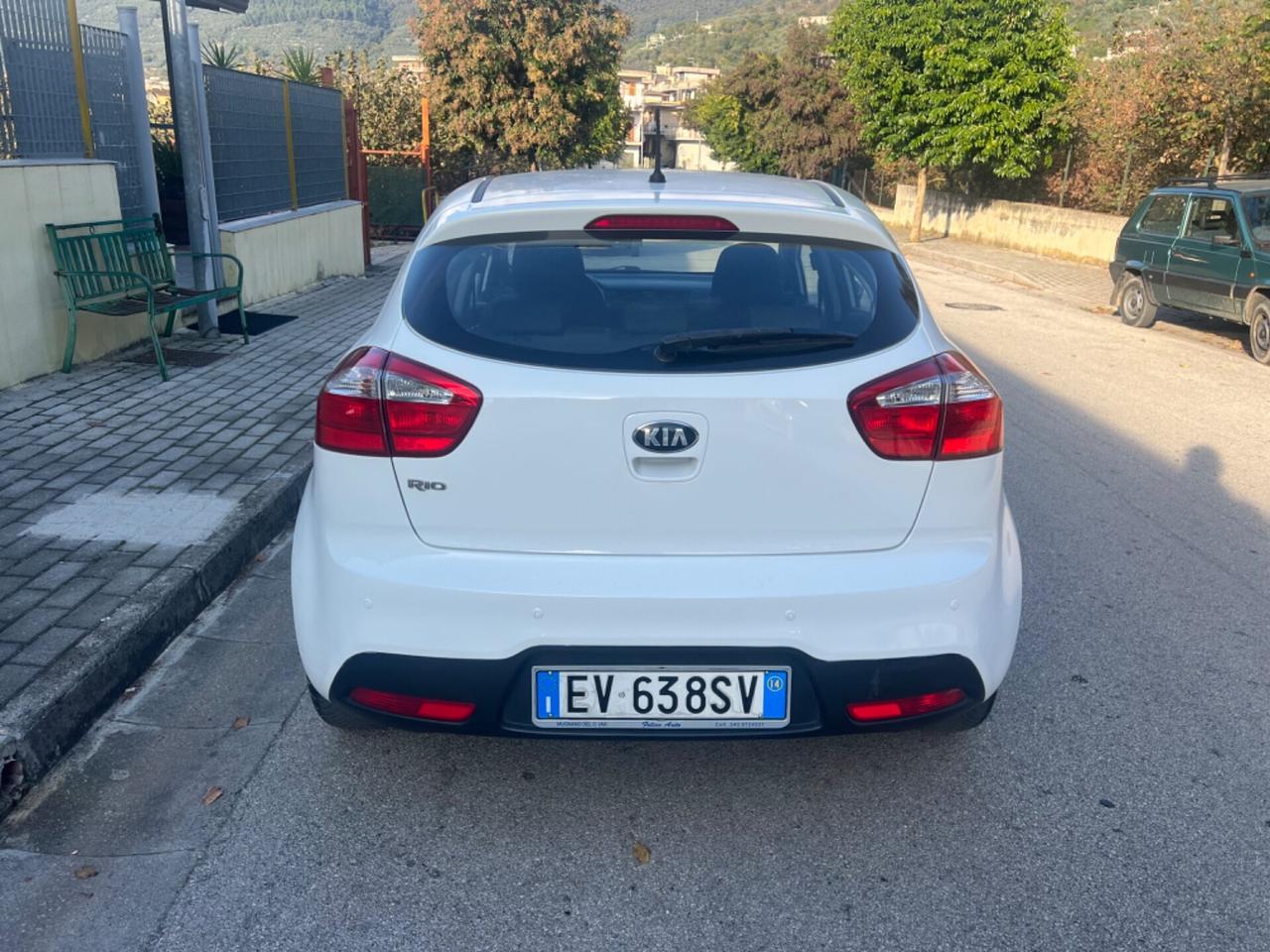 Kia Rio 1.2 CVVT 5p. Active 2014